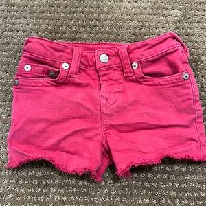 True religion girls pink shorts. Size 6X. Has waste cinching inside.